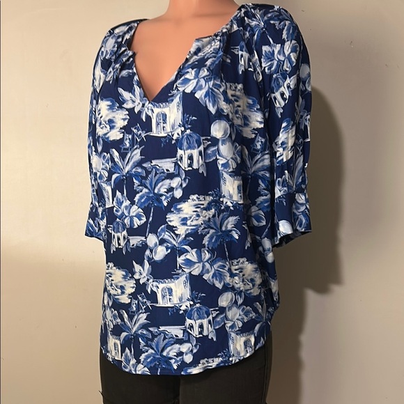 Loft Women’s Top Shirt Blouse V-Neck Short Sleeves Size Xtra Large - Picture 3 of 13